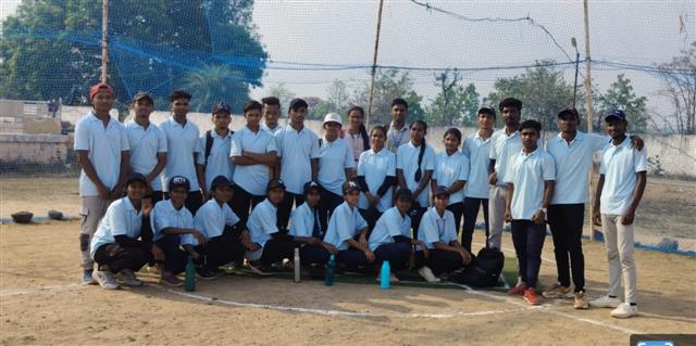 सेक्टर स्तरीय सॉफ्टबॉल महिता। पुरुष चयन प्रतियोगिता दंतेवाड़ा 2024-2025